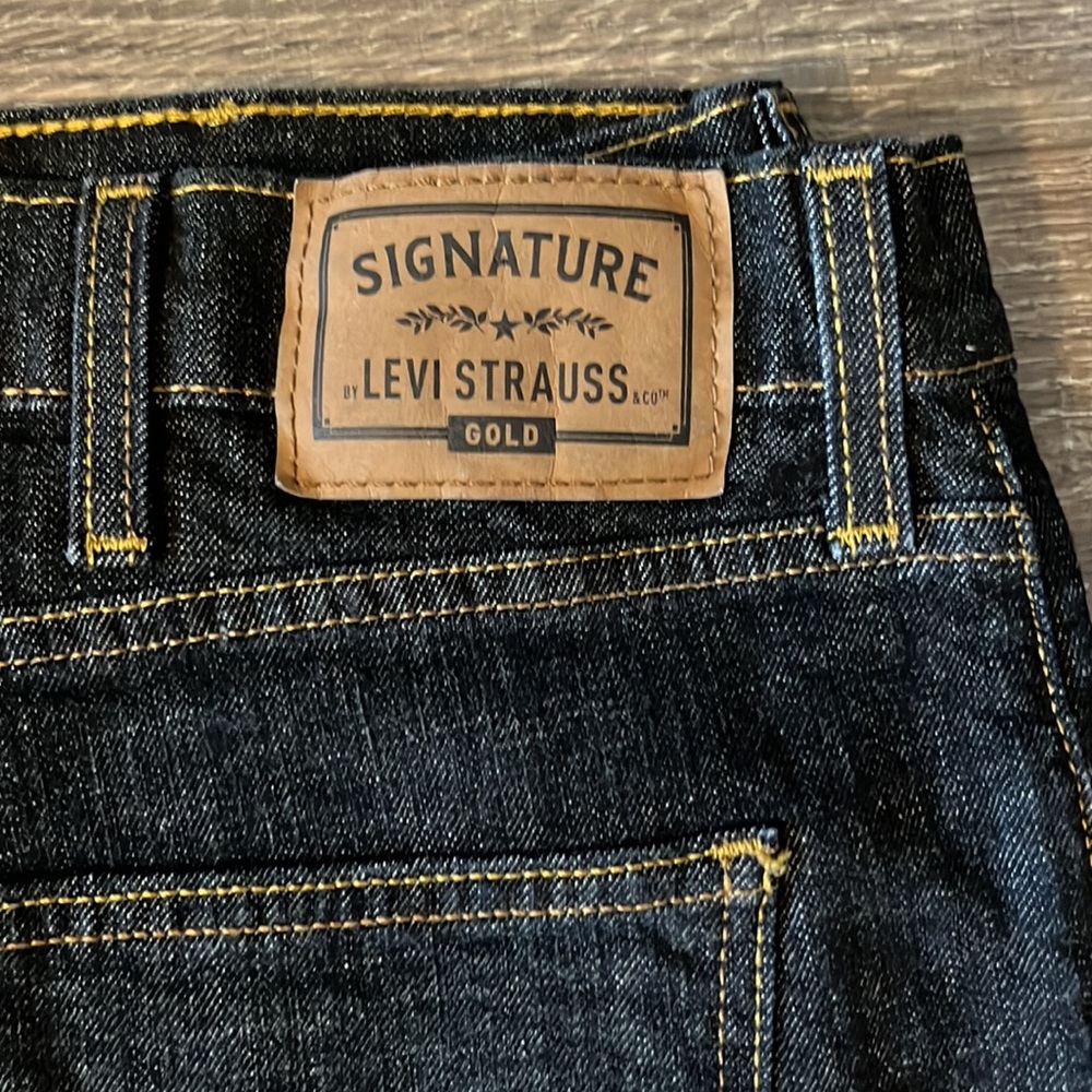 Signature Levi Strauss Gold Size 38 waist 30 length - Picture 6 of 9